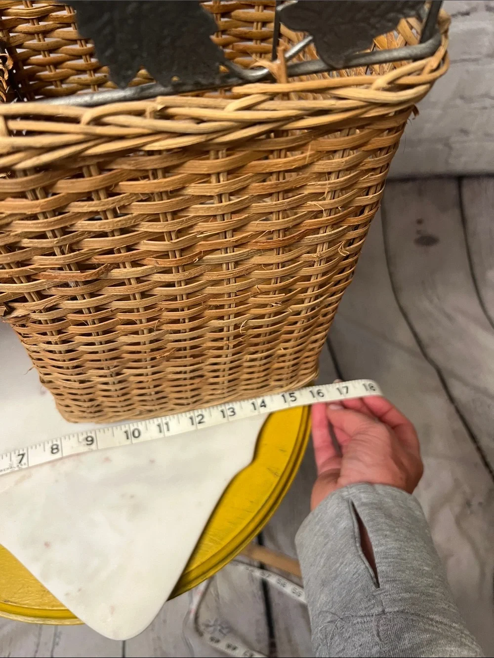 Vintage stair step Wicker Basket Metal Maple Leaf Handle Rustic Farmhouse Decor
